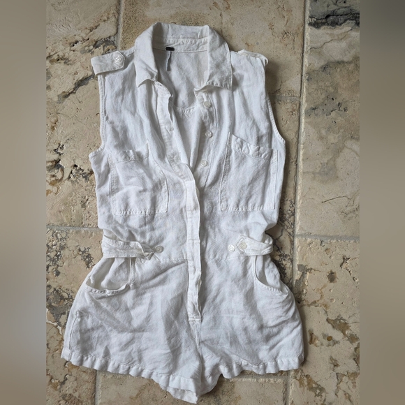 Revolve Young Fabulous and Broke YFB  white linen blend romper size small - Picture 1 of 5